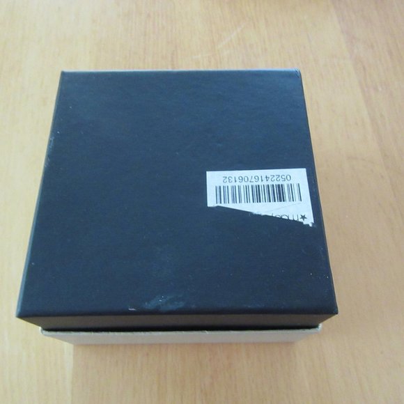 JONES NEW YORK clear crystal rhinestone swirl brooch - new in box - never worn - Picture 7 of 8